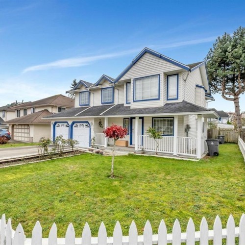 Photo 3 at 15756 82 Avenue, Fleetwood Tynehead, Surrey Photo 3 at 15756 82 Avenue, Fleetwood Tynehead, Surrey