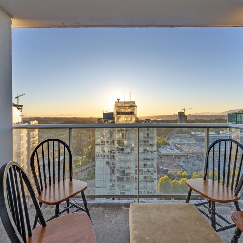 Photo 6 at 4505 - 13696 100 Avenue, Whalley, North Surrey Photo 6 at 4505 - 13696 100 Avenue, Whalley, North Surrey