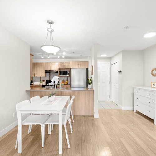 Photo 7 at 305 - 19388 65 Avenue, Clayton, Cloverdale Photo 7 at 305 - 19388 65 Avenue, Clayton, Cloverdale