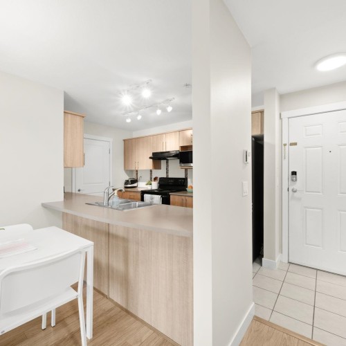 Photo 8 at 305 - 19388 65 Avenue, Clayton, Cloverdale Photo 8 at 305 - 19388 65 Avenue, Clayton, Cloverdale