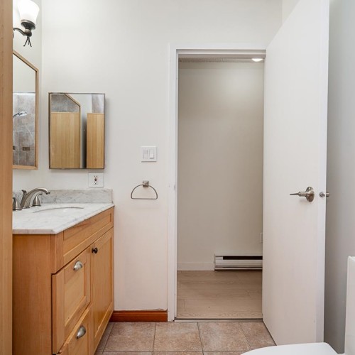 Photo 23 at 10570 Holly Park Lane, Guildford, North Surrey Photo 23 at 10570 Holly Park Lane, Guildford, North Surrey