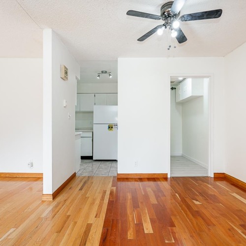 Photo 6 at 10570 Holly Park Lane, Guildford, North Surrey Photo 6 at 10570 Holly Park Lane, Guildford, North Surrey