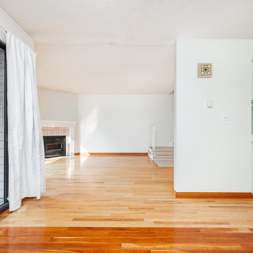 Photo 5 at 10570 Holly Park Lane, Guildford, North Surrey Photo 5 at 10570 Holly Park Lane, Guildford, North Surrey