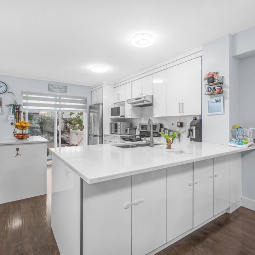 Photo 9 at 111 - 15155 62a Avenue, Sullivan Station, Surrey Photo 9 at 111 - 15155 62a Avenue, Sullivan Station, Surrey