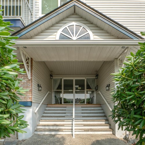 Photo 5 at 309 - 17695 58 Avenue, Cloverdale BC, Cloverdale Photo 5 at 309 - 17695 58 Avenue, Cloverdale BC, Cloverdale