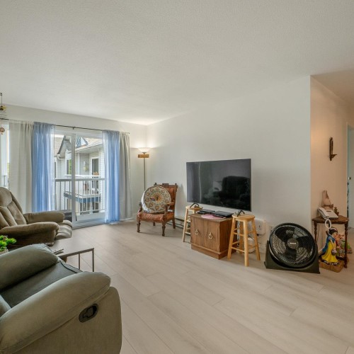 Photo 10 at 309 - 17695 58 Avenue, Cloverdale BC, Cloverdale Photo 10 at 309 - 17695 58 Avenue, Cloverdale BC, Cloverdale