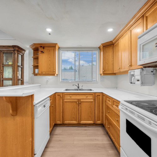 Photo 15 at 6497 131a Street, Panorama Ridge, Surrey Photo 15 at 6497 131a Street, Panorama Ridge, Surrey