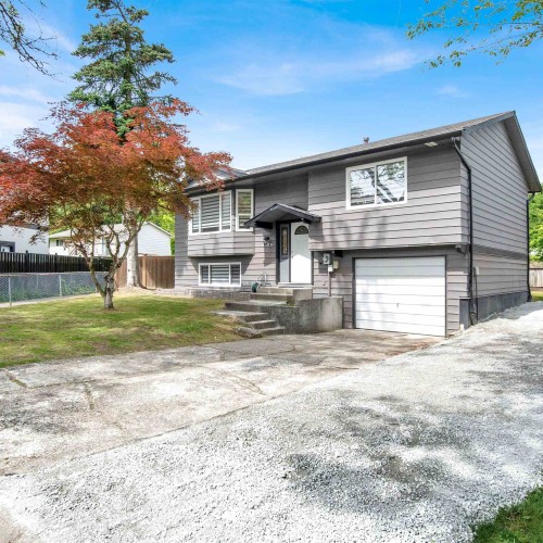 Photo 3 at 9088 146a Street, Bear Creek Green Timbers, Surrey Photo 3 at 9088 146a Street, Bear Creek Green Timbers, Surrey