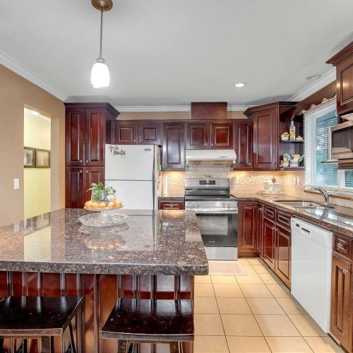 Photo 2 at 8825 160 Street, Fleetwood Tynehead, Surrey Photo 2 at 8825 160 Street, Fleetwood Tynehead, Surrey