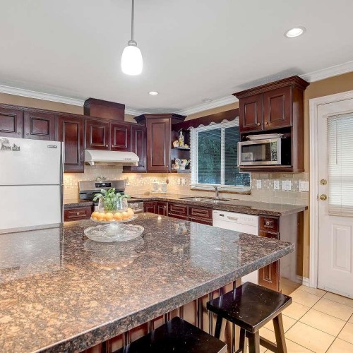 Photo 4 at 8825 160 Street, Fleetwood Tynehead, Surrey Photo 4 at 8825 160 Street, Fleetwood Tynehead, Surrey