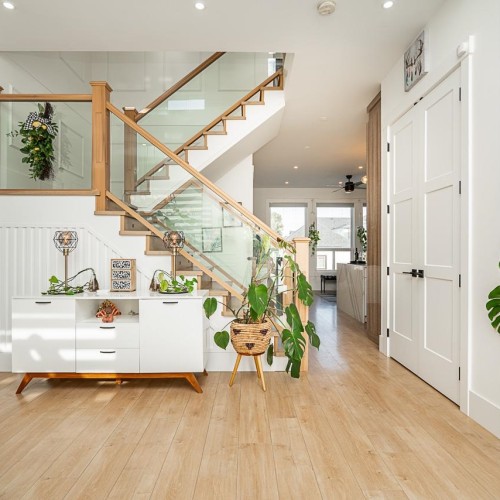 Photo 4 at 7124 192 Street, Clayton, Cloverdale Photo 4 at 7124 192 Street, Clayton, Cloverdale