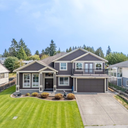 Photo 2 at 10248 124a Street, Cedar Hills, North Surrey Photo 2 at 10248 124a Street, Cedar Hills, North Surrey