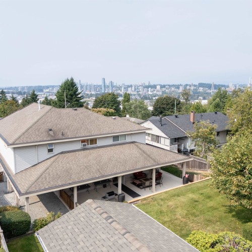 Photo 5 at 10248 124a Street, Cedar Hills, North Surrey Photo 5 at 10248 124a Street, Cedar Hills, North Surrey