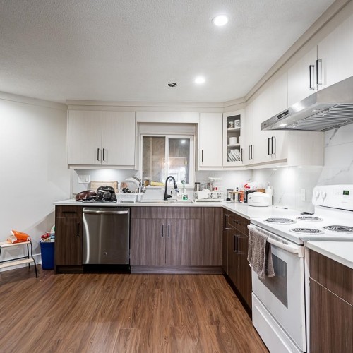 Photo 10 at 8466 123 Street, Queen Mary Park Surrey, Surrey Photo 10 at 8466 123 Street, Queen Mary Park Surrey, Surrey