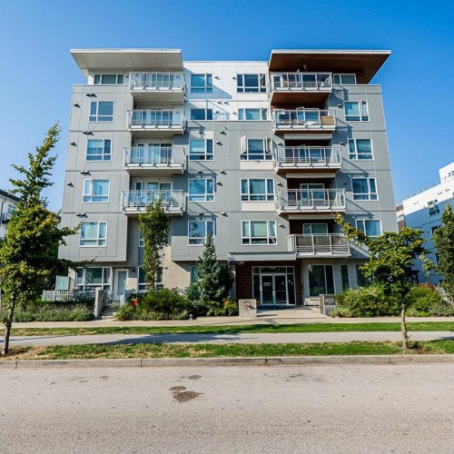 Photo 2 at 519 - 13963 105 Boulevard, Whalley, North Surrey Photo 2 at 519 - 13963 105 Boulevard, Whalley, North Surrey