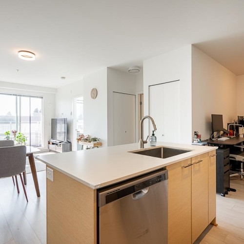 Photo 17 at 519 - 13963 105 Boulevard, Whalley, North Surrey Photo 17 at 519 - 13963 105 Boulevard, Whalley, North Surrey