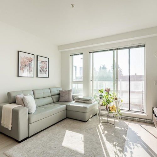 Photo 9 at 519 - 13963 105 Boulevard, Whalley, North Surrey Photo 9 at 519 - 13963 105 Boulevard, Whalley, North Surrey