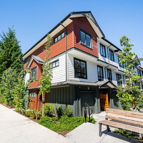 Photo 2 at 7 - 10527 155 Street, Guildford, North Surrey Photo 2 at 7 - 10527 155 Street, Guildford, North Surrey