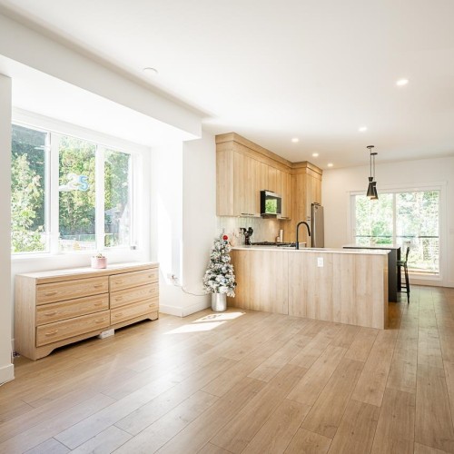 Photo 11 at 7 - 10527 155 Street, Guildford, North Surrey Photo 11 at 7 - 10527 155 Street, Guildford, North Surrey