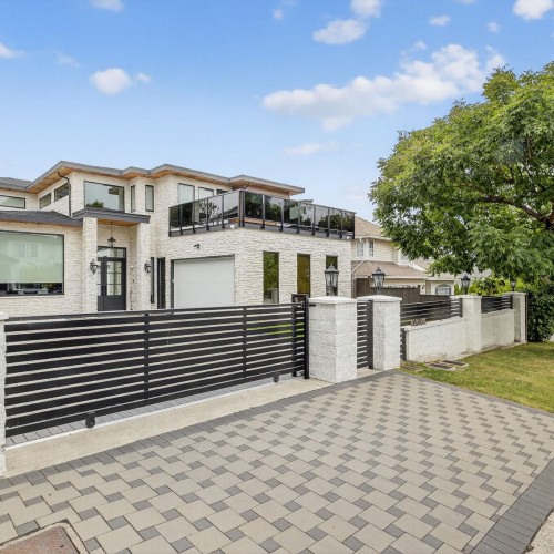 Photo 2 at 15901 88a Avenue, Fleetwood Tynehead, Surrey Photo 2 at 15901 88a Avenue, Fleetwood Tynehead, Surrey