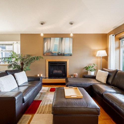 Photo 4 at 7926 161 Street, Fleetwood Tynehead, Surrey Photo 4 at 7926 161 Street, Fleetwood Tynehead, Surrey