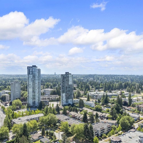 Photo 5 at 3303 - 13438 Central Avenue, Whalley, North Surrey Photo 5 at 3303 - 13438 Central Avenue, Whalley, North Surrey