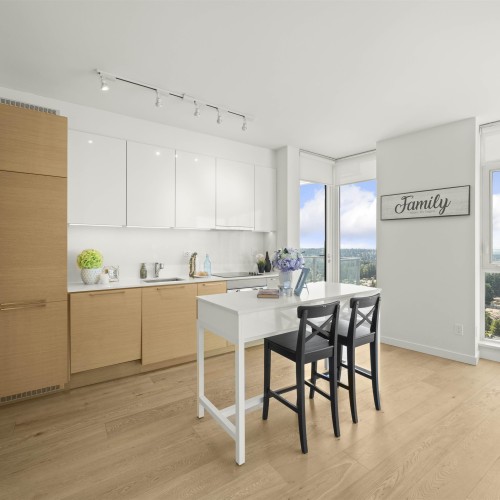 Photo 9 at 3303 - 13438 Central Avenue, Whalley, North Surrey Photo 9 at 3303 - 13438 Central Avenue, Whalley, North Surrey