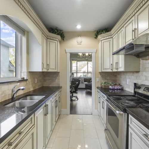 Photo 9 at 5841 138 Street, Panorama Ridge, Surrey Photo 9 at 5841 138 Street, Panorama Ridge, Surrey