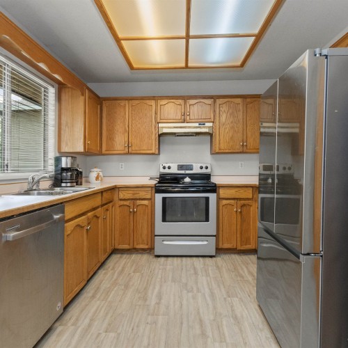 Photo 10 at 8674 143 Street, Bear Creek Green Timbers, Surrey Photo 10 at 8674 143 Street, Bear Creek Green Timbers, Surrey