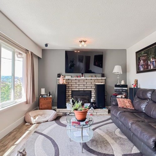 Photo 5 at 11590 140a Street, Bolivar Heights, North Surrey Photo 5 at 11590 140a Street, Bolivar Heights, North Surrey