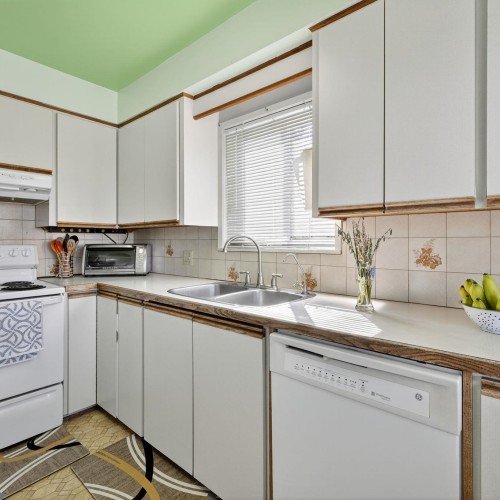 Photo 13 at 11640 98a Avenue, Royal Heights, North Surrey Photo 13 at 11640 98a Avenue, Royal Heights, North Surrey