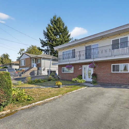 Photo 5 at 11640 98a Avenue, Royal Heights, North Surrey Photo 5 at 11640 98a Avenue, Royal Heights, North Surrey