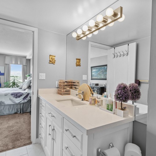 Photo 17 at 206 - 15150 108 Avenue, Guildford, North Surrey Photo 17 at 206 - 15150 108 Avenue, Guildford, North Surrey