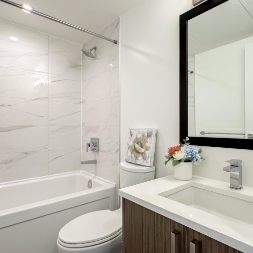 Photo 10 at 2211 - 13350 Central Avenue, Whalley, North Surrey Photo 10 at 2211 - 13350 Central Avenue, Whalley, North Surrey