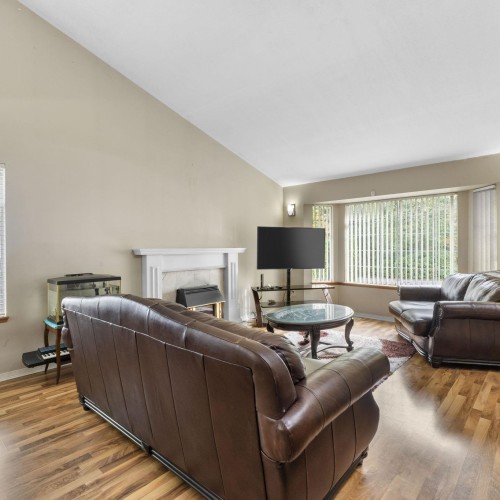 Photo 6 at 9291 158 Street, Fleetwood Tynehead, Surrey Photo 6 at 9291 158 Street, Fleetwood Tynehead, Surrey