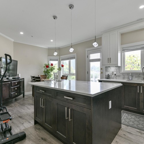 Photo 10 at 301 - 8142 120a Street, Queen Mary Park Surrey, Surrey Photo 10 at 301 - 8142 120a Street, Queen Mary Park Surrey, Surrey