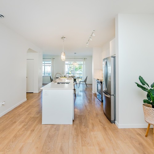 Photo 6 at 601 - 18505 Laurensen Place, Clayton, Cloverdale Photo 6 at 601 - 18505 Laurensen Place, Clayton, Cloverdale