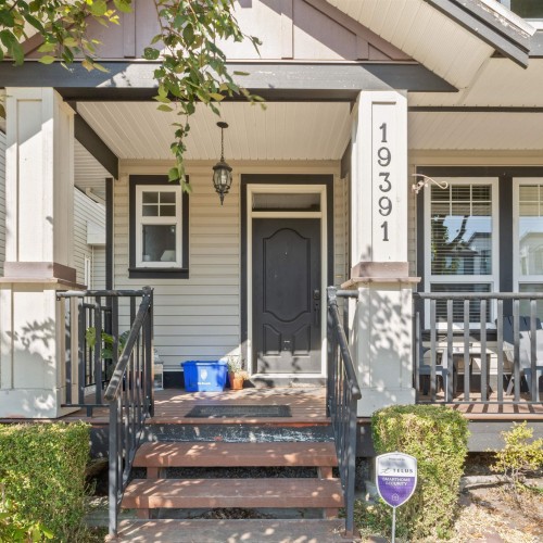 Photo 2 at 19391 72 Avenue, Clayton, Cloverdale Photo 2 at 19391 72 Avenue, Clayton, Cloverdale