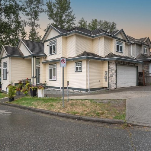 Photo 2 at 14490 67b Avenue, East Newton, Surrey Photo 2 at 14490 67b Avenue, East Newton, Surrey