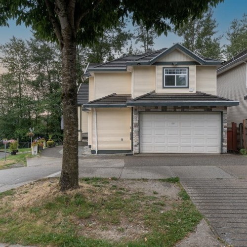 Photo 4 at 14490 67b Avenue, East Newton, Surrey Photo 4 at 14490 67b Avenue, East Newton, Surrey