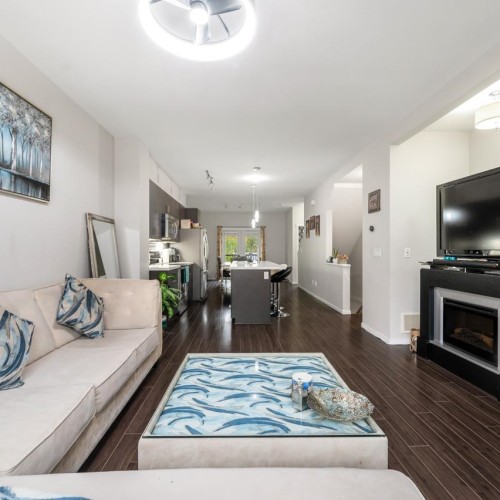 Photo 7 at 2 - 13886 62 Avenue, Sullivan Station, Surrey Photo 7 at 2 - 13886 62 Avenue, Sullivan Station, Surrey