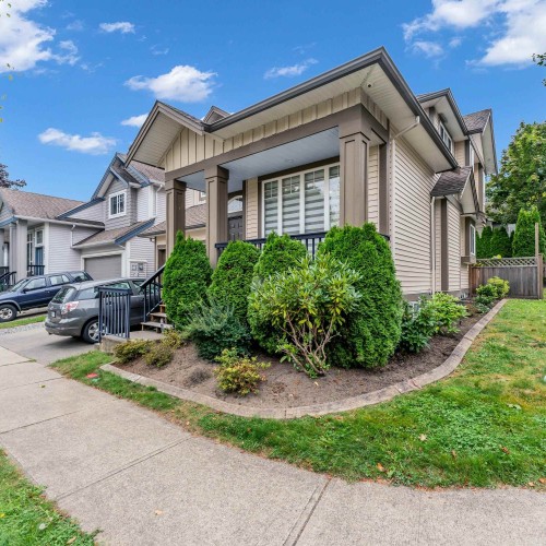 Photo 3 at 6143 150b Street, East Newton, Surrey Photo 3 at 6143 150b Street, East Newton, Surrey