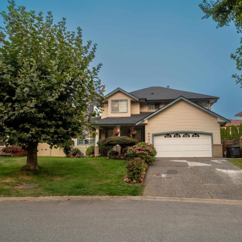 Photo 2 at 8662 141b Street, Bear Creek Green Timbers, Surrey Photo 2 at 8662 141b Street, Bear Creek Green Timbers, Surrey