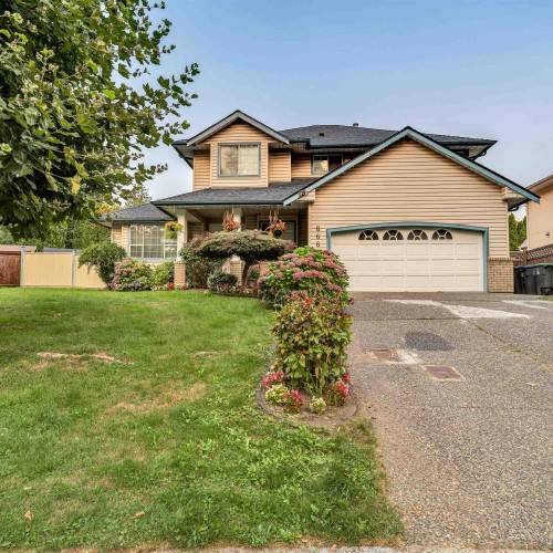 Photo 3 at 8662 141b Street, Bear Creek Green Timbers, Surrey Photo 3 at 8662 141b Street, Bear Creek Green Timbers, Surrey