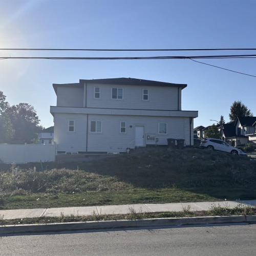 Photo 3 at 18998 62 Avenue, Cloverdale BC, Cloverdale Photo 3 at 18998 62 Avenue, Cloverdale BC, Cloverdale