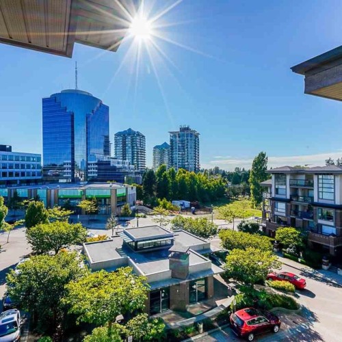 Photo 4 at 427 - 10838 City Parkway, Whalley, North Surrey Photo 4 at 427 - 10838 City Parkway, Whalley, North Surrey