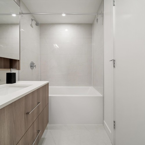 Photo 20 at 1808 - 9675 King George Boulevard, Whalley, North Surrey Photo 20 at 1808 - 9675 King George Boulevard, Whalley, North Surrey