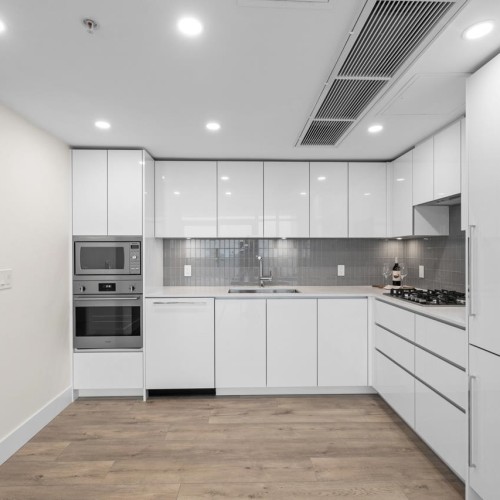 Photo 6 at 1901 - 10428 Whalley Boulevard, Whalley, North Surrey Photo 6 at 1901 - 10428 Whalley Boulevard, Whalley, North Surrey