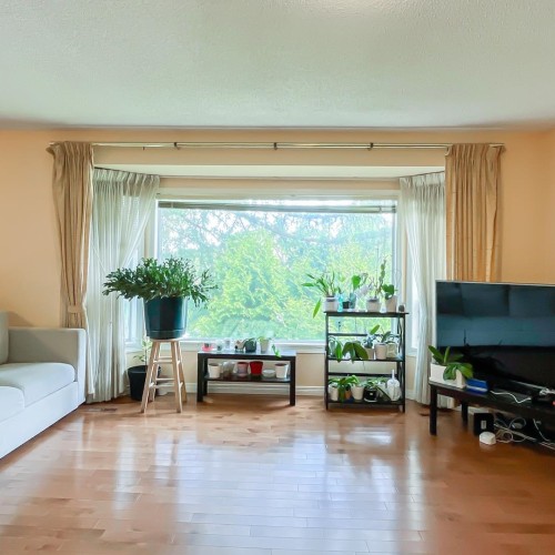 Photo 4 at 9392 139 Street, Bear Creek Green Timbers, Surrey Photo 4 at 9392 139 Street, Bear Creek Green Timbers, Surrey