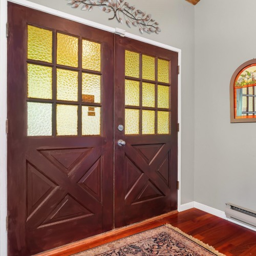 Photo 2 at 8913 Jedburgh Place, Queen Mary Park Surrey, Surrey Photo 2 at 8913 Jedburgh Place, Queen Mary Park Surrey, Surrey